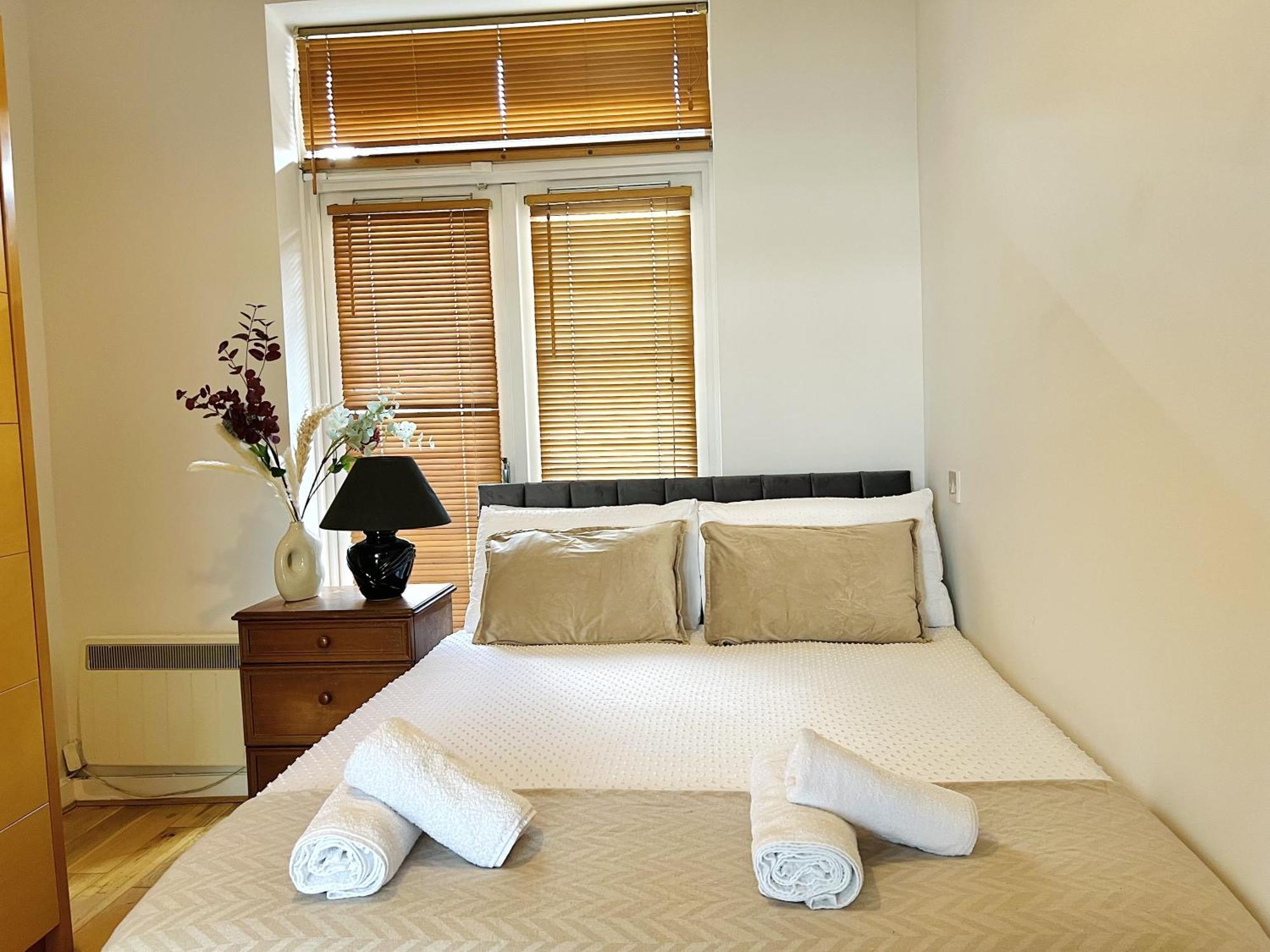 Cosy River View Flat At Temple Bar Dublin Exterior foto